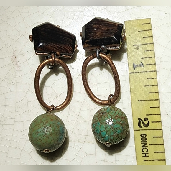 Modernist Irregular natural design browns and turquoise green clip on earrings - Picture 7 of 7
